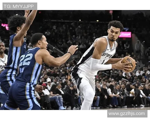 12月2日灰熊对阵马刺精彩直播回顾与赛后分析 12月2日灰熊对阵马刺精彩直播回顾与赛后分析