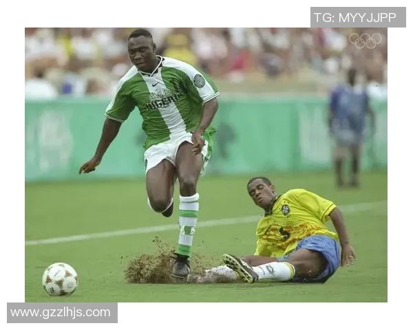 弗鲁米嫩塞与利加竞技的激烈对决展现足球魅力与团队精神