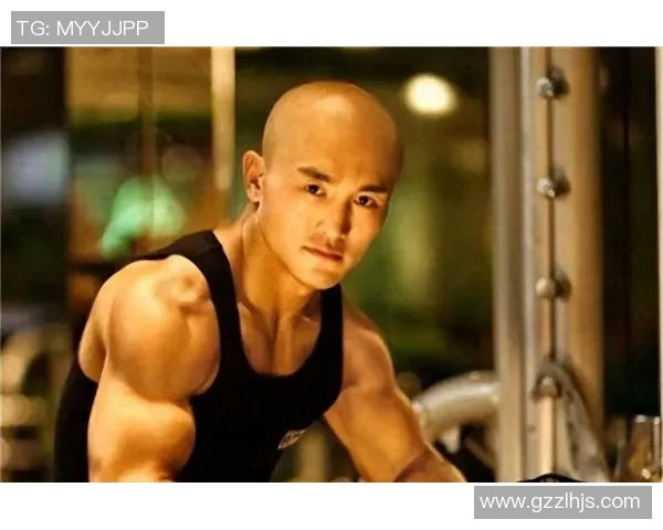 武僧一龙挑战美国特警队长格罗特展开巅峰对决的精彩瞬间